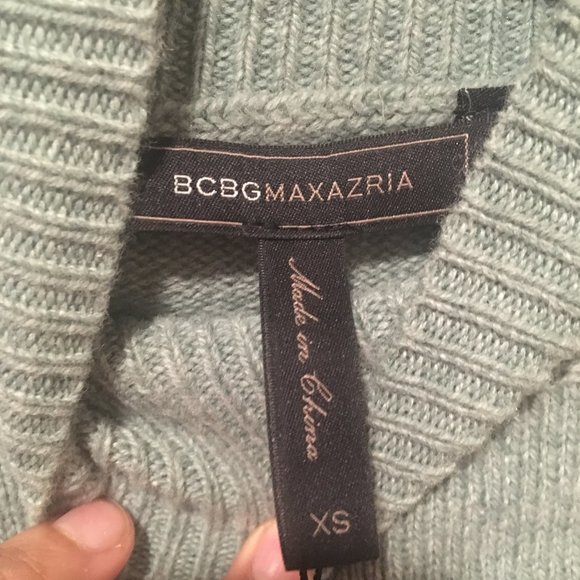 NWT BCBGMaxAzria Mockneck Crop Sweater - Picture 3 of 5